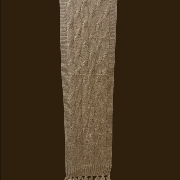 J. Crew Beige Cable Knit chunky scarf - Picture 6 of 7